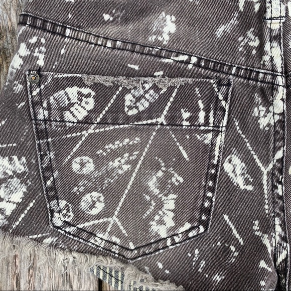 Free People Bleached Print Jean Shorts - Picture 5 of 7